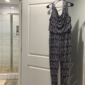 Black and white jumper